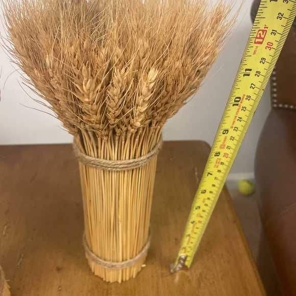 Pottery Barn set of 2 -13" high Decorative tied Wheat stacks - Picture 5 of 6